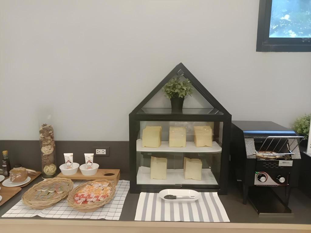Sans Hotel Ratchaburi Екстериор снимка